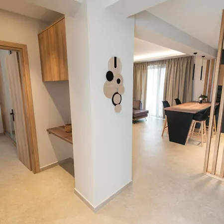 Aurora Apart, 4 - Sea View Near The