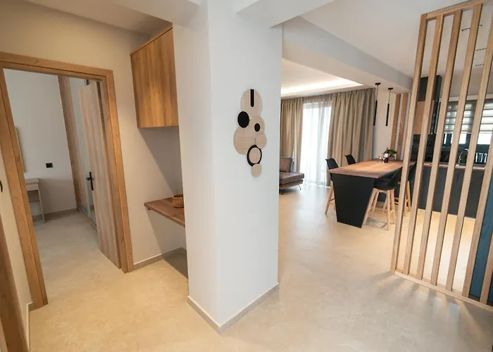 Aurora Apart, 4 - Sea View Near The