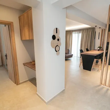 Aurora Apart, 4 - Sea View Near The *