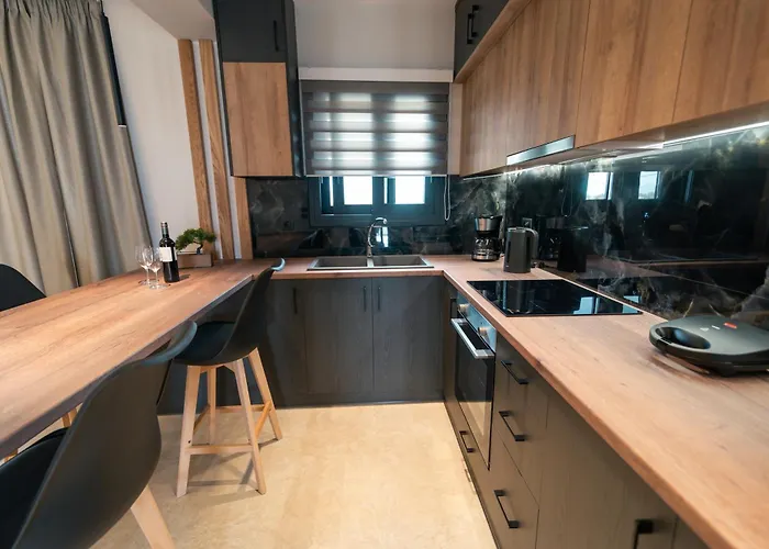 アパート Aurora Apart, 4 - Sea View Near The マルマリ